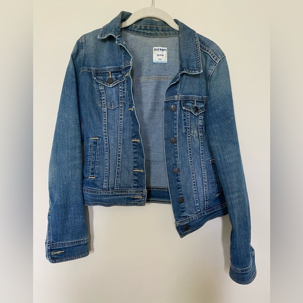 Women's denim jacket
